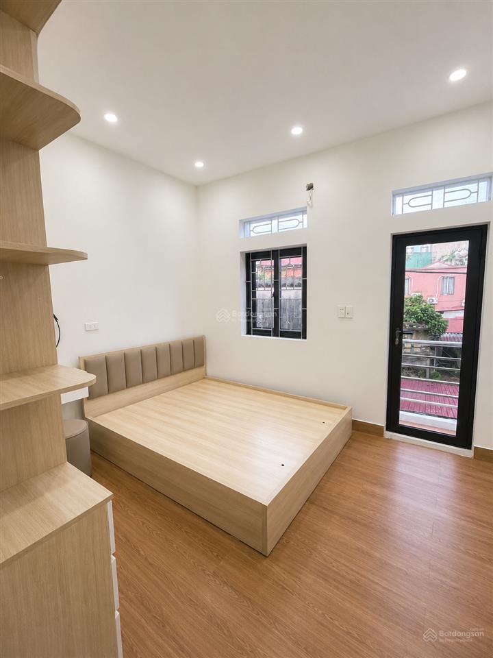Bán nhà 3 tầng tt quang minh, mê linh ô tô đến cửa full nội thất chỉ 3,5 tỷ