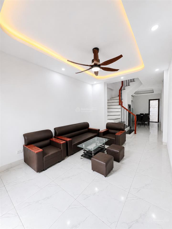 Bán nhà mới 4 tầng tt chi đông, quang minh, mê linh. ô tô đỗ cửa. chỉ 3,8 tỷ