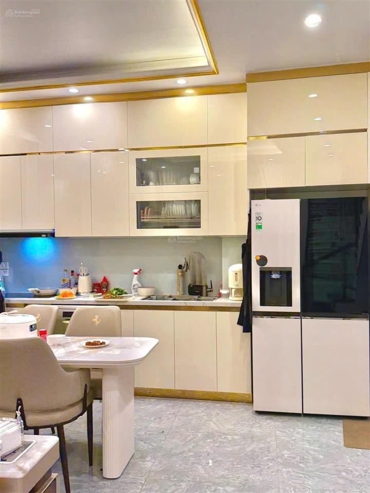 Bán nhà đẹp nguyên khê  phúc thịnh, đông anh 40m2 lô góc 2 mặt thoáng full nội thất chỉ 5,3 tỷ