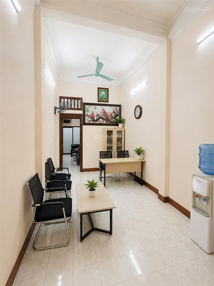 Bán nhà mặt phố 3 tầng vỉa hè rộng, gần chợ, kinh doanh sầm uất ở tt đông anh 40m² chỉ 4,9 tỷ