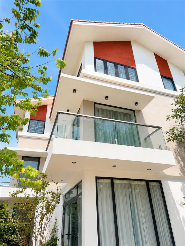 Bán nhà phố cao cấp kđt hà phong, mê linh 300m² full nội thất tiền tỷ kinh doanh chỉ 22,68 tỷ