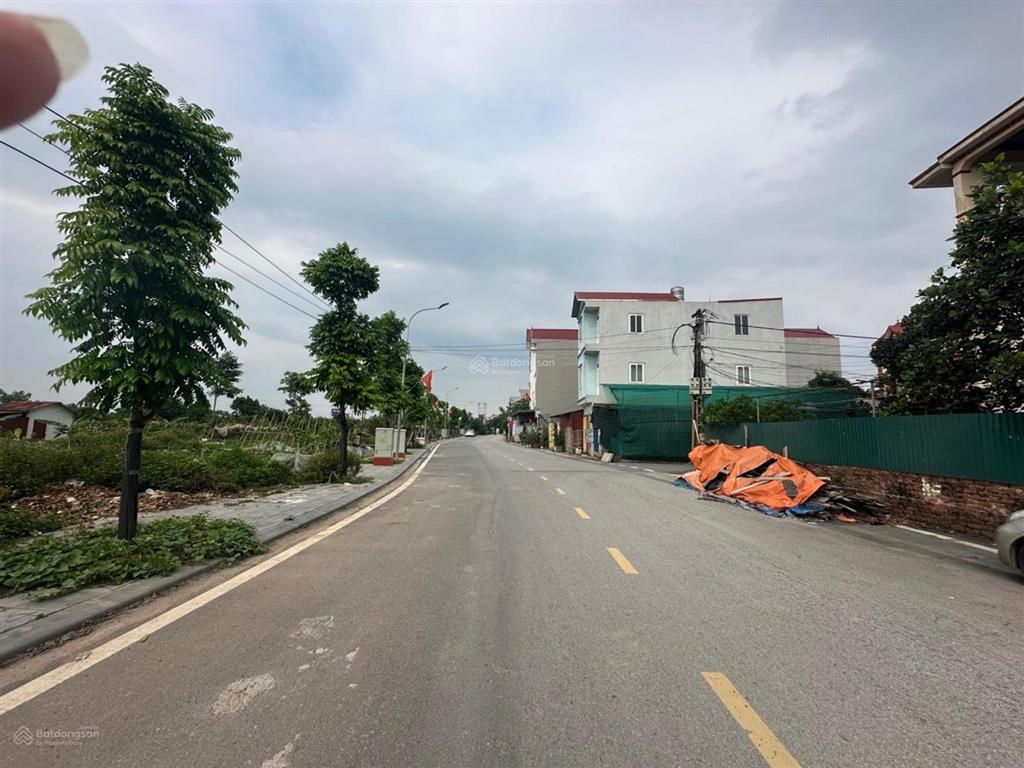 Bán đất nam hồng, phúc thịnh đông anh 109m2 full thổ cư mặt tiền 7,4m đường ô tô chỉ 9,05 tỷ