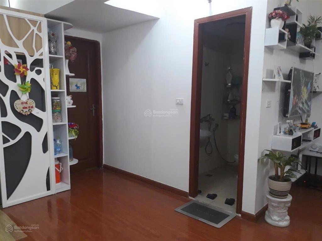 Cho thuê nhà 02 ngủ, 02 vệ sinh, sẵn nội thất cơ bản (bếp, tủ, sofa, điều hòa,...) giá tốt