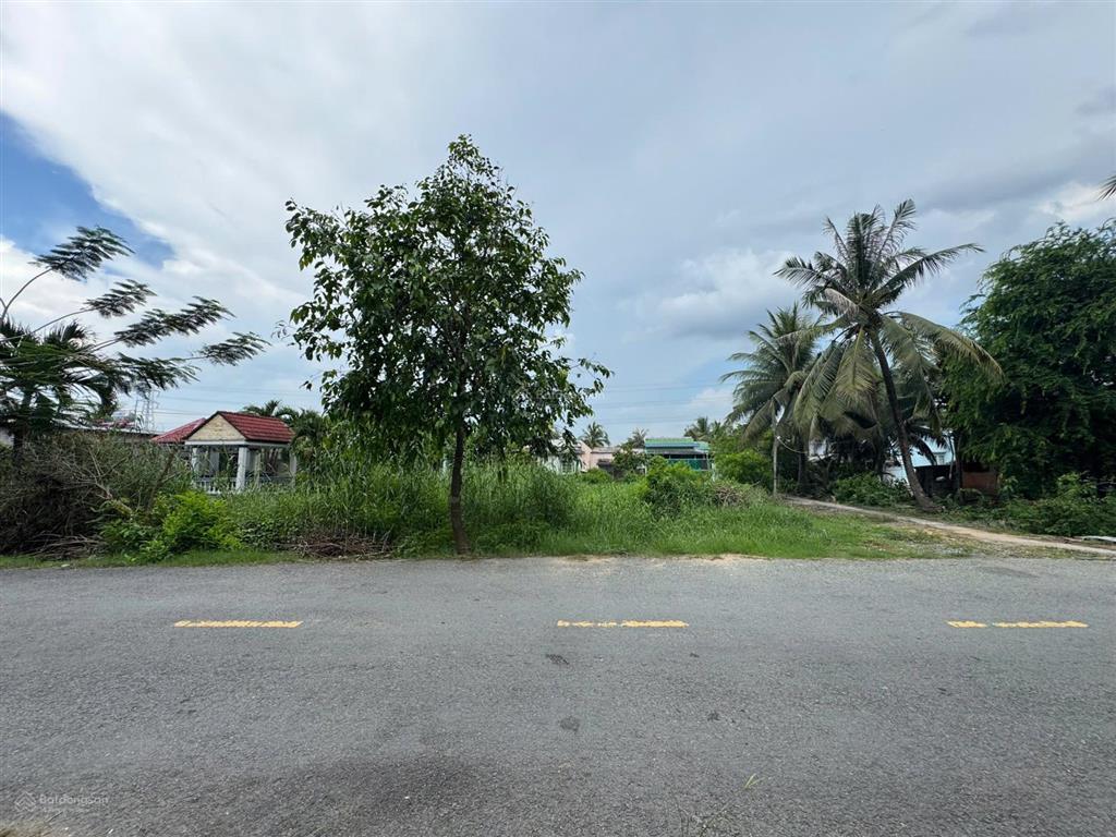 Cần bán đất giá 1,85 tỷ, đường nguyễn huỳnh đức, khánh hậu, long an, 175m2, shr, đường nhựa 10m