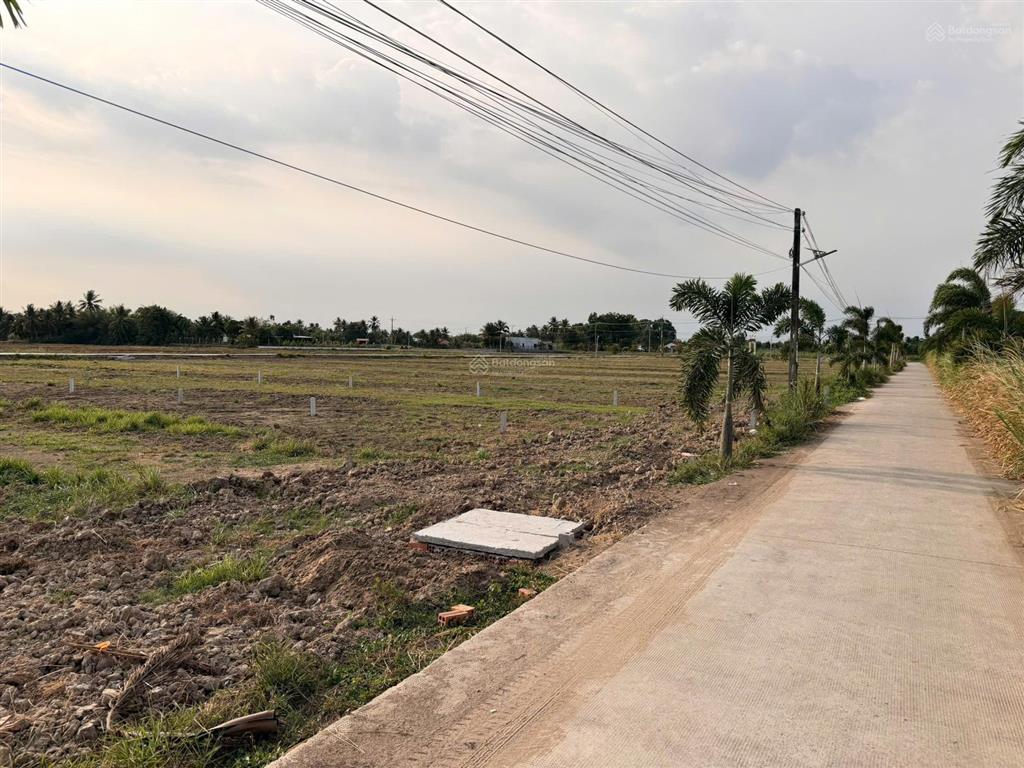Bán đất 2 mặt tiền 265,8m2, 1,2 tỷ, đường đt833, bình thạnh, thủ thừa, long an, giá gốc