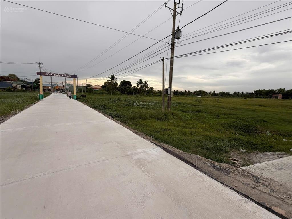 Bán đất 2 mặt tiền 265,8m2, 1,2 tỷ, đường đt833, bình thạnh, thủ thừa, long an, giá gốc