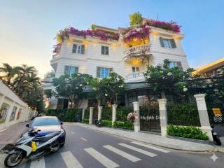 Biệt thự góc 2 mặt tiền lê văn miến q2  dt ngang 23m cn 299m2  sang trọng đẳng cấp  giá 98 tỷ