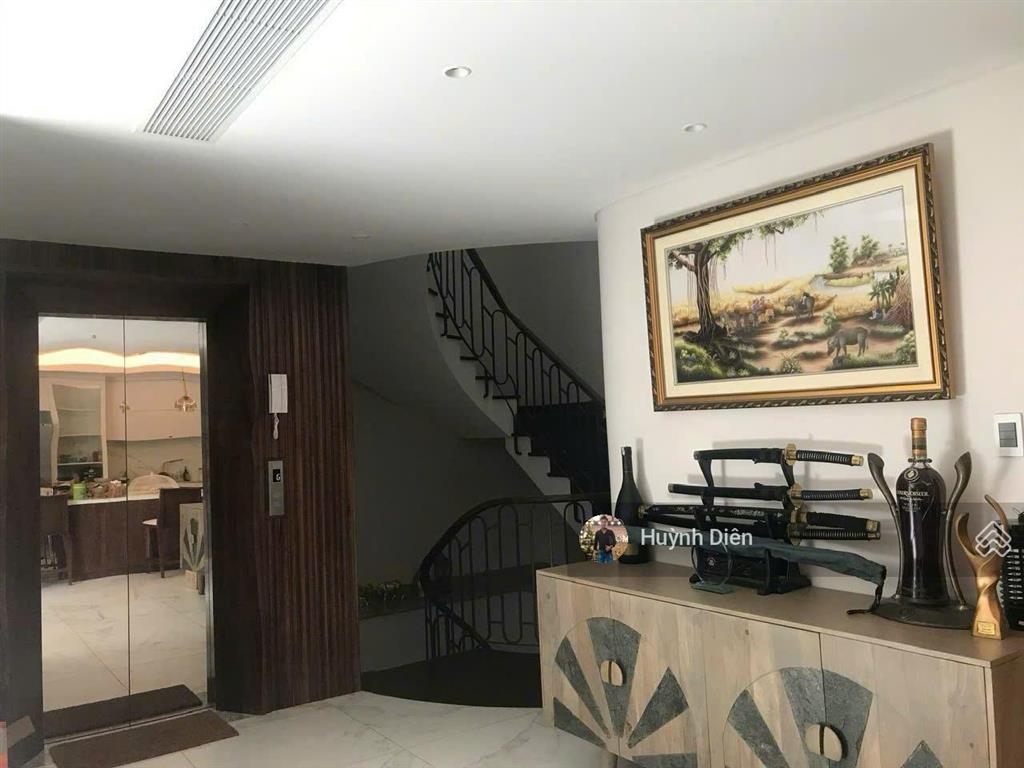 Giảm 30 tỷ  biệt thự hồ bơi duy nhất trung tâm quận 1  dt 13x20m hầm 5 tầng  giá 85 tỷ