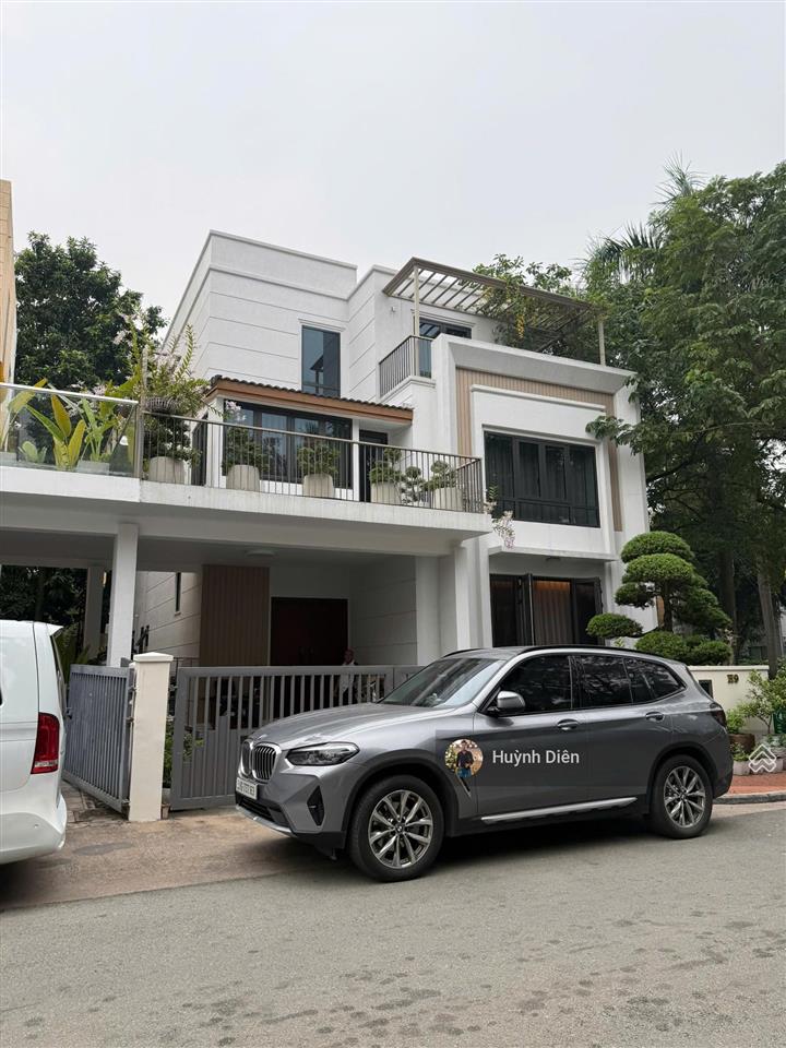 Biệt thự view sông sg  khu compound trần não q2  (15x16m) cn 255m2  4 lầu  giá chỉ 49 tỷ