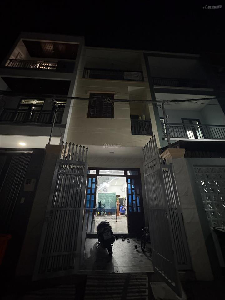  nhà 3 tầng , 55m ( 4x13.7) , đường 46 , phú hữu , tp thủ đức.(5ty390)