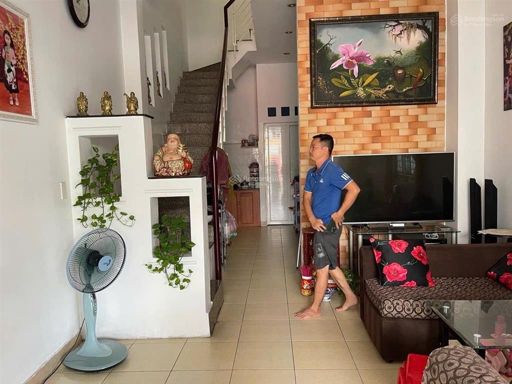 Nhà 3 tầng ,110m (5x21) đường 3 , bình trưng đông , q2(7ty490)