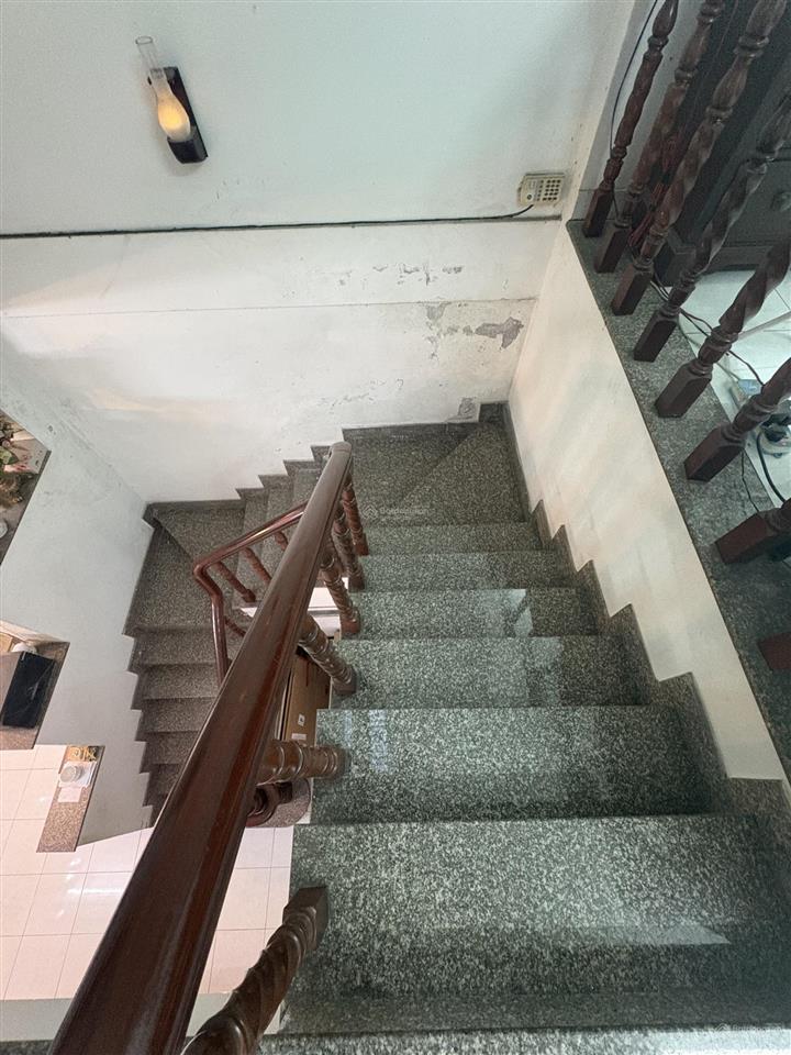 Nhà 4 tầng, 90m (4x22.4) mt ds phước bình , tp thủ đức(10ty99)