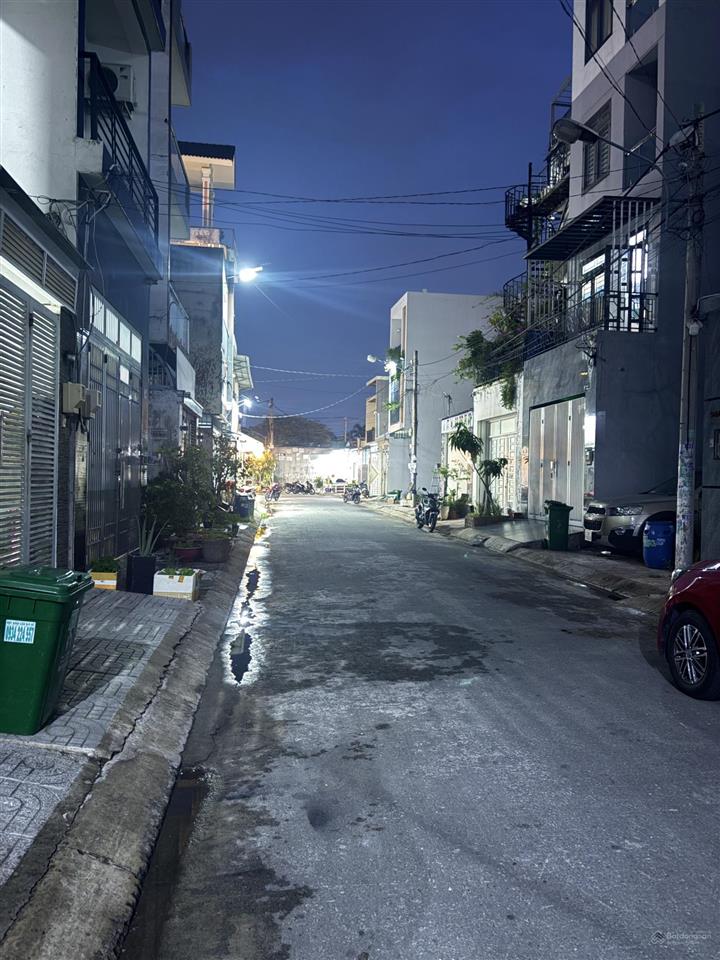 Đất 64m (4.2x15.5) 568 lê văn việt , q9(5ty290)