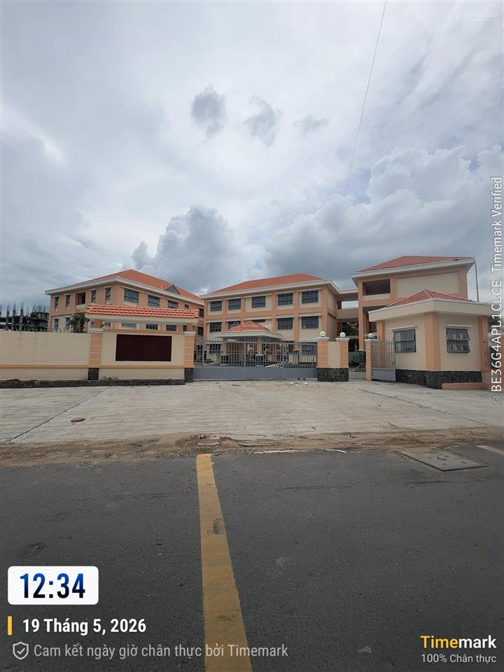 Nhà 2 tầng, 67m2(4.8x16.5m) ngay mt đường 836, phú hữu, thủ đức (5,79 tỷ)
