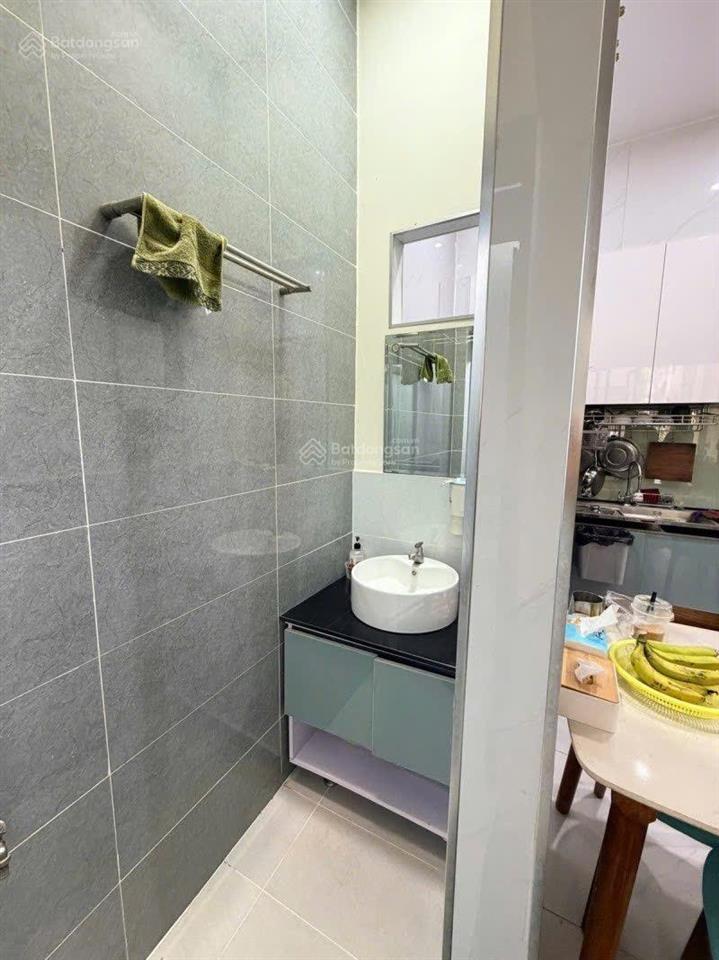 Nhà 2 tầng, 55m (4.3x12.7) đường trường lưu, quận 9 (4 tỷ 650 triệu)