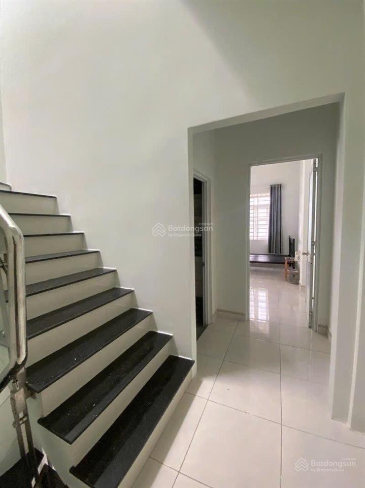 Nhà 3 tầng, 55m (5.5x10) kdc sakura, đường 6, long trường, q9 (4ty590)