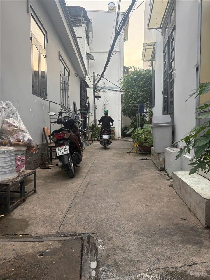 Dãy trọ 64m (4.2x12) lê văn thịnh, quận 2 (5ty190)
