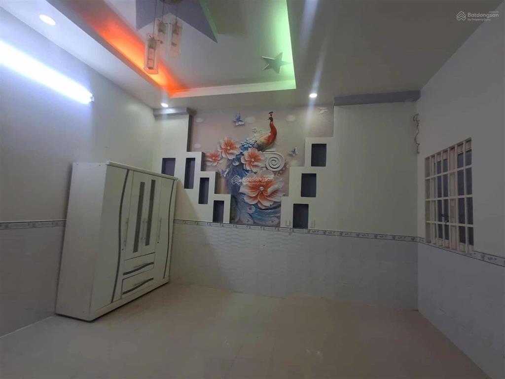 Nhà 3 tầng, 96m (6x16) gò cát, phú hữu, thủ đức (6ty490)