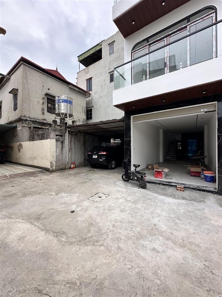 Bán nhà cổ linh long biên gần hơn 10 tỷ 6 tầng thang máy gara ô tô 7 chỗ giá đầu tư