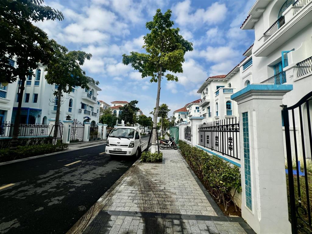 Bán biệt thự tứ lập sun grand city feria hạ long đường calvia 8, 171m2. đã có sổ hồng lâu dài