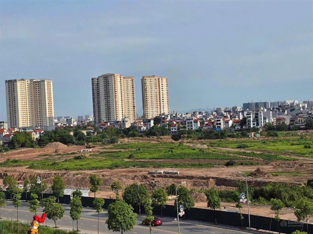 Cần bán gấp  50m2 đất phân lô ô tô tránh vỉa hè gần phố  công viên 31ha  chỉ hơn 9 tỷ