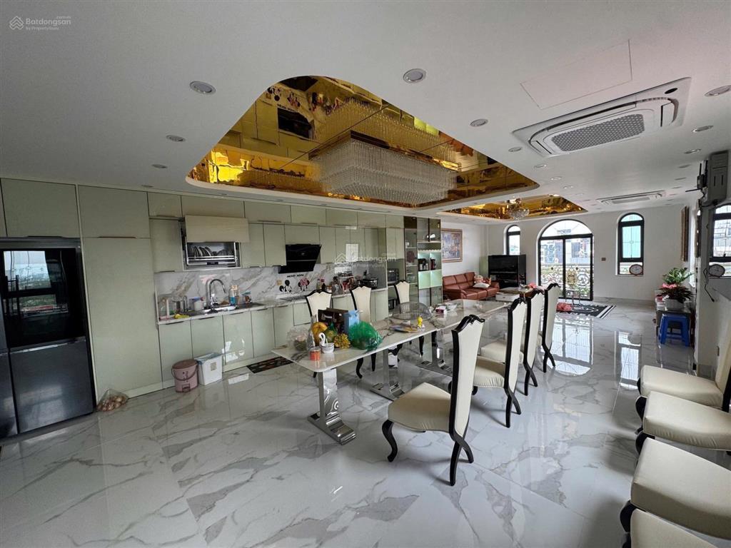 Bán nhà riêng phố trạm long biên  89m2 8 tầng ô tô tránh full nội thất gần aeon long biên, giá rẻ
