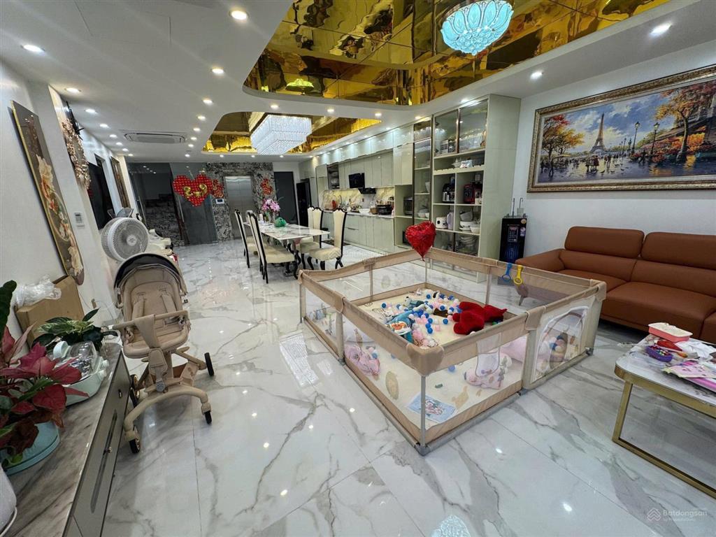 Bán nhà riêng phố trạm long biên  89m2 8 tầng ô tô tránh full nội thất gần aeon long biên, giá rẻ