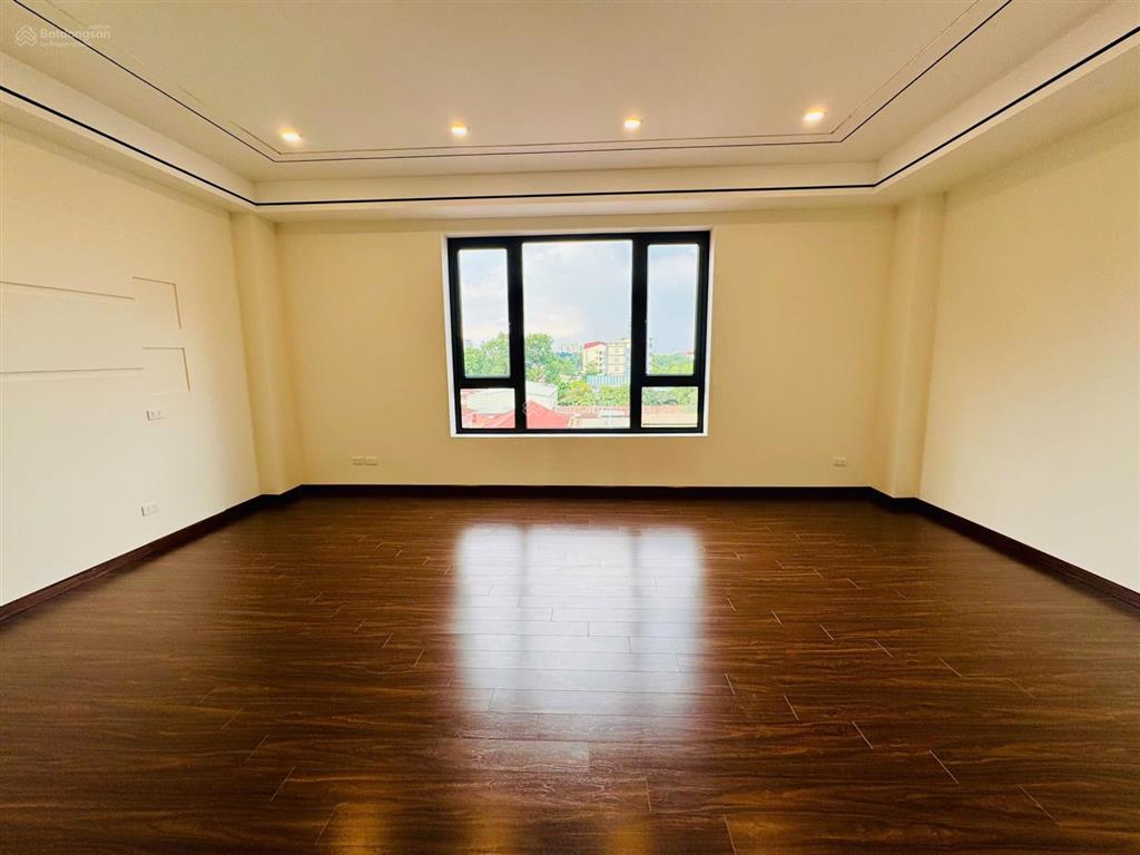 Hoàng minh đạo  bồ đề long biên  107m2, 7 tầng dân xây  rộng 7m bề thế  view tâm anh, vùng lõi