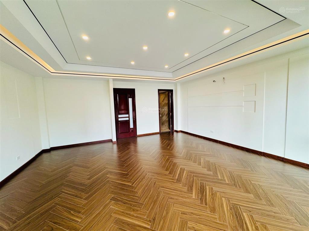 Hoàng minh đạo  bồ đề long biên  107m2, 7 tầng dân xây  rộng 7m bề thế  view tâm anh, vùng lõi