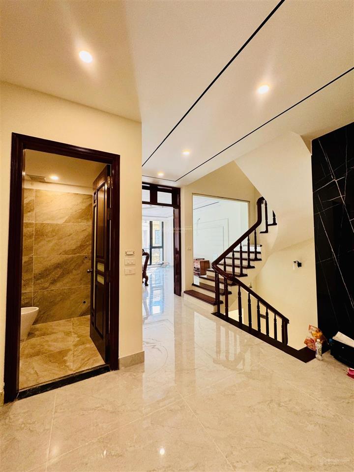 Hoàng minh đạo  bồ đề long biên  107m2, 7 tầng dân xây  rộng 7m bề thế  view tâm anh, vùng lõi