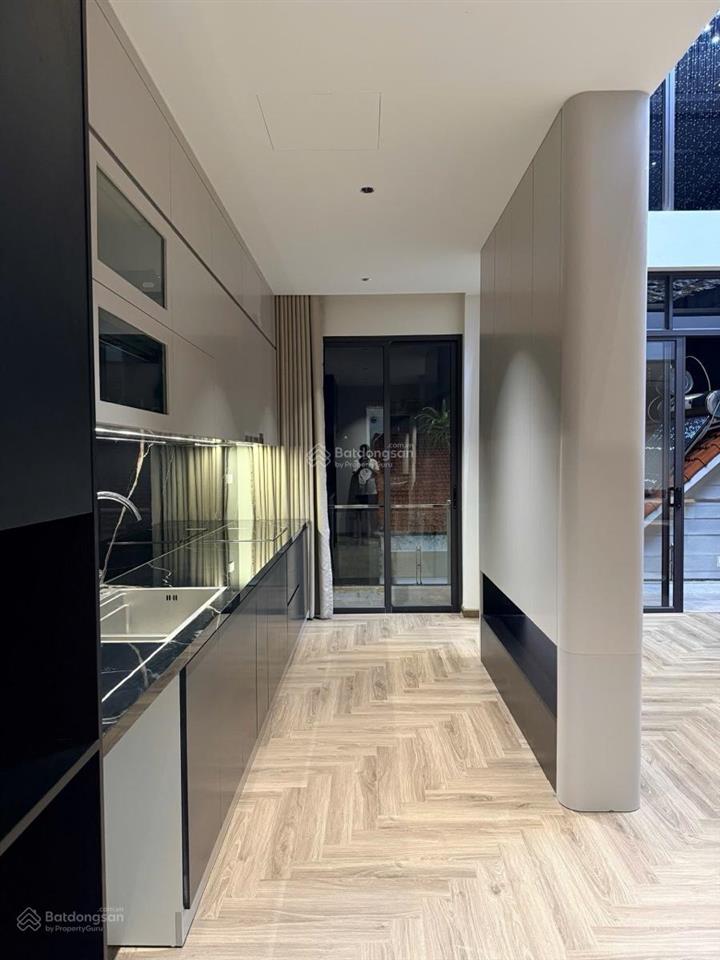Bán nhà nguyễn sơn, bồ đề, long biên 86m², 7 tầng thang máy, gara 2 ô tô, mt 7,65m, 26 tỷ