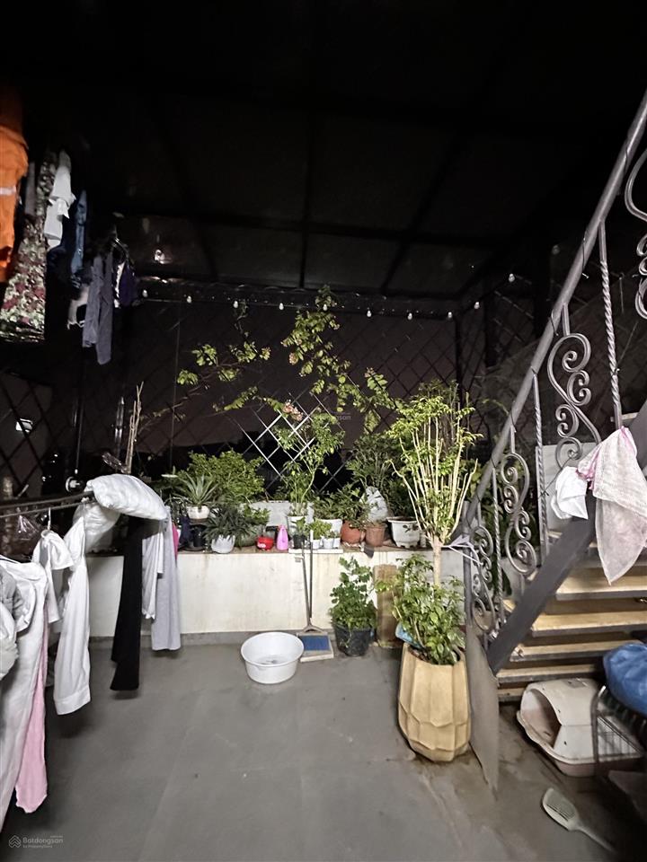 Tư đình long biên căn góc 6 tầng thang máy gara ô tô full nội thất hơn chục tỷ