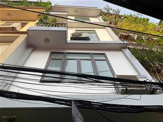 Chính chủ cho thuê nhà hộ gia đình ở phố dịch vọng