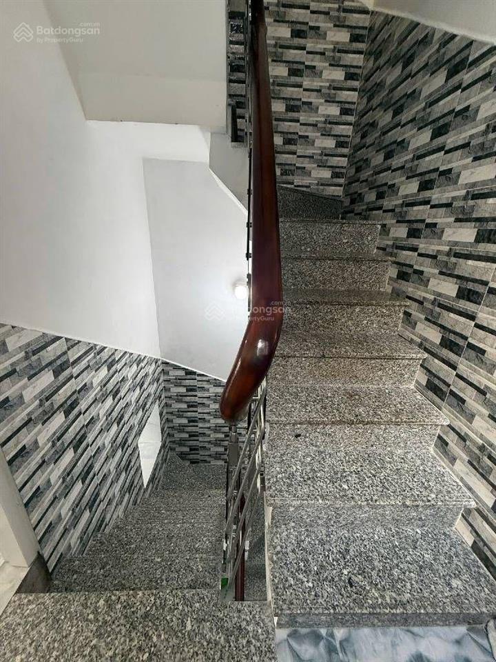 Khu vip nguyễn trãi q5  4 tầng  hẻm thông  (3x10) sát mặt tiền  chỉ 5,75 tỷ tl