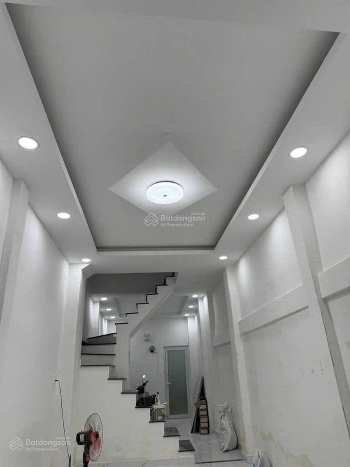 Hẻm 5 m  3,3x15m  khu kinh doanh nguyễn trãi q5, sát mặt tiền,