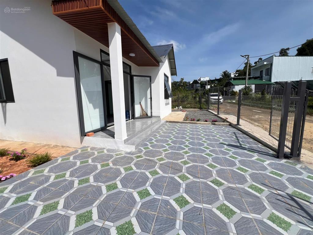 Giảm sốc nhà nguyên căn trung tâm lộc an  lâm đồng / 266,6m2/ 2pn. 1wc... 0379 413 ***