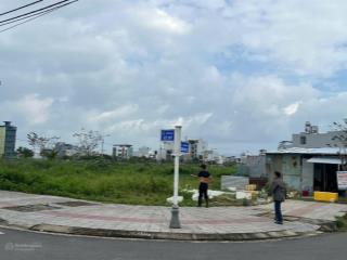 Cặp góc mặt tiền 10m5 lê sỹ  giao cồn dầu 23, diện tích 306,9m²