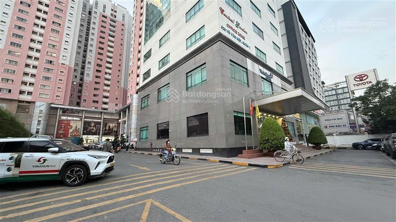 Bán căn hộ 3pn tầng cao central garden quận 1