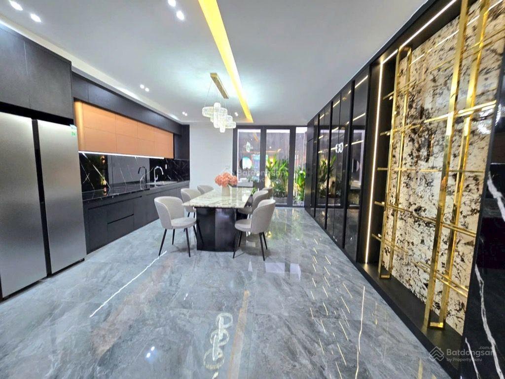 Cần bán nhà kdc ngay metro phú mỹ  5x20  full nội thất cao cấp  4 tầng 6pn  giá 16.8 tỷ tl