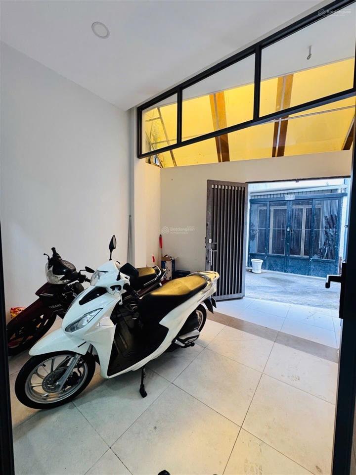 Kế hxh  sân để xe rộng  nguyễn văn đậu  full nội thất  chỉ hơn 7 tỷ