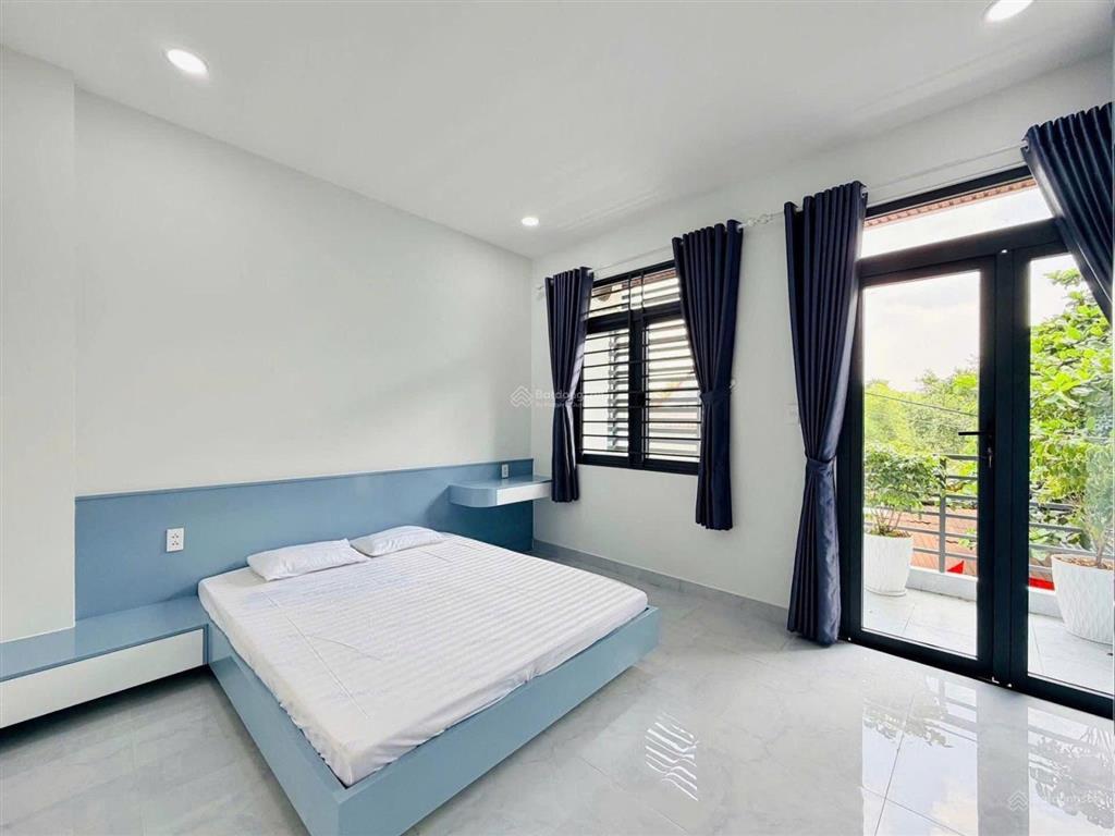 Hàng xóm cán bộ  hxh né nhau  view công viên gò vấp  nhà dương quảng hàm