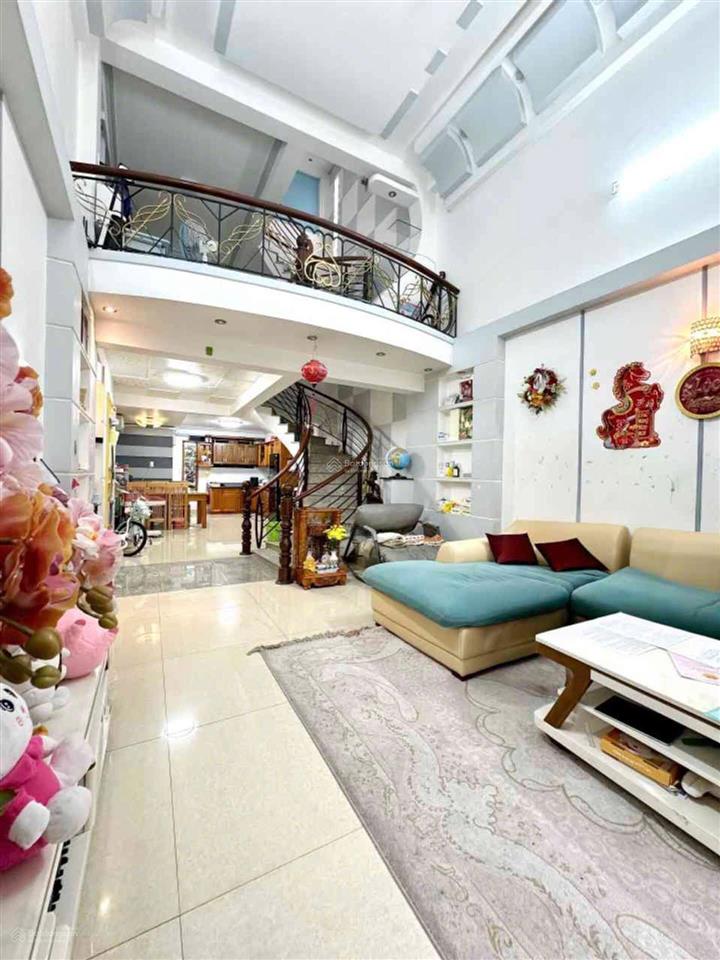 Diện tích lớn, phòng ngủ rộng, tiện ích cao cấp, nhà phan văn trị, 74m, 3 tầng chắc chắn