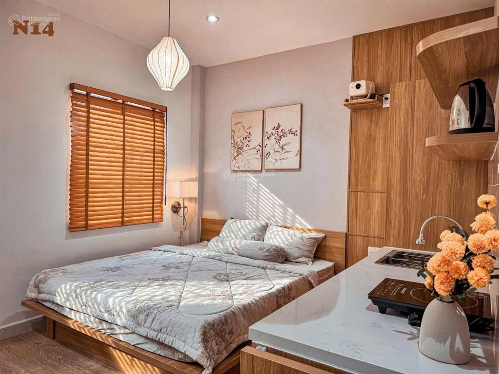 Vị trí mặt tiền đường nguyễn công trứ, phường cầu ông lãnh, quận 1