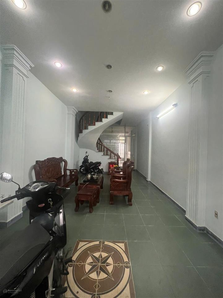 Bán nhà đẹp khu hoa lan, dt 4x19(cn 73,2m2), phú nhuận | 4 tầng mới giá giảm sâu chỉ còn 24 tỷ