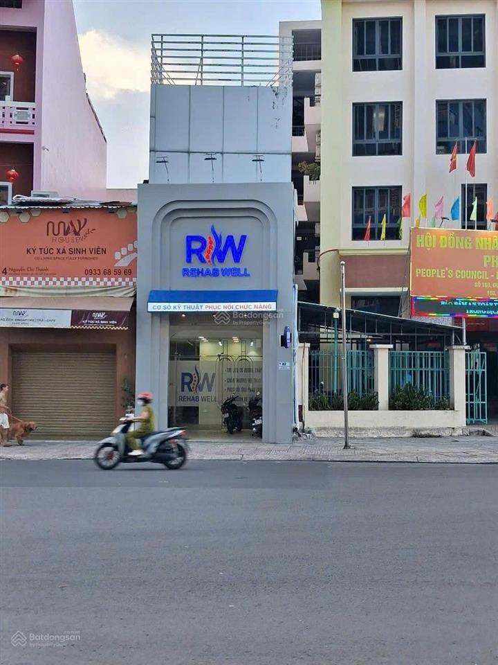 Giảm sâu 9,5 tỷ, mặt tiền nguyễn chí thanh, dt 4.2x25 (101,7m2) giá 25,5 tỷ, hđt, 55tr/thg