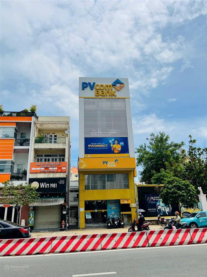 Bán nhà góc 3 mặt tiền dt 4x13 (dtcn 50,4m2) lạc long quân, giá 15 tỷ tl phường 5, quận 11
