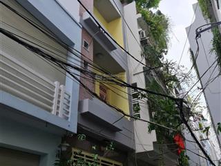 Bán nhà đẹp phú nhuận  đoàn thị điểm 3 tầng, sân thượng  dt 4,5x16  giá 13 tỷ tl