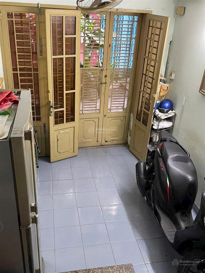 Nhà bán mặt tiền thành thái,dt3x4(cn43,9m2)6 tầng hoàn công,giá 12,5 tỷ dòng tiền trên 70tr/thg