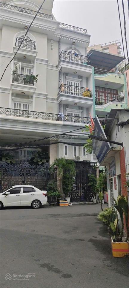 Bán tòa nhà chdv lê văn sỹ, quận 3 hầm, lửng, sân thượng 6 lầu, 13 pn dòng tiền 70 triệu/tháng