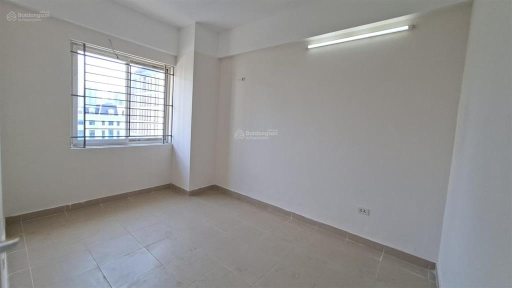 Chính chủ bán chung cư tái định cư n1d17 81m2 3 ngủ, ban công hướng nam